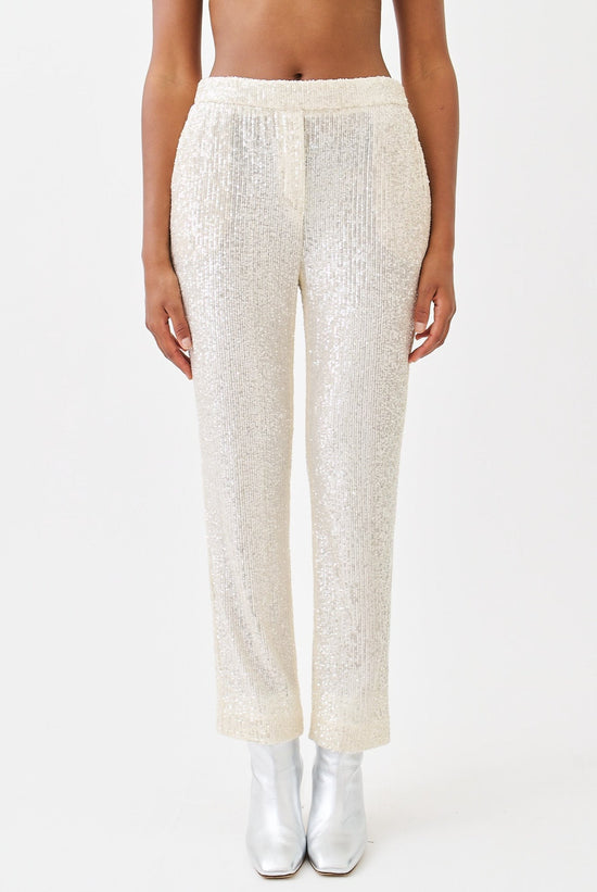 wingate collection penelope white pants on female model front
