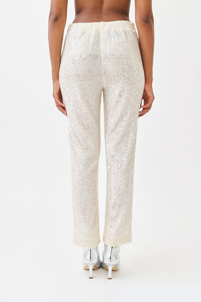wingate collection penelope white pants on female model back